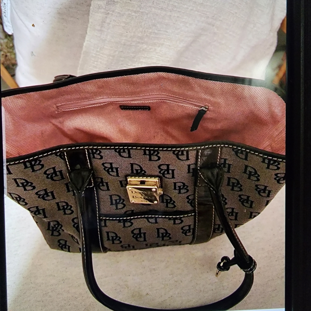 Dooney Bourke tote